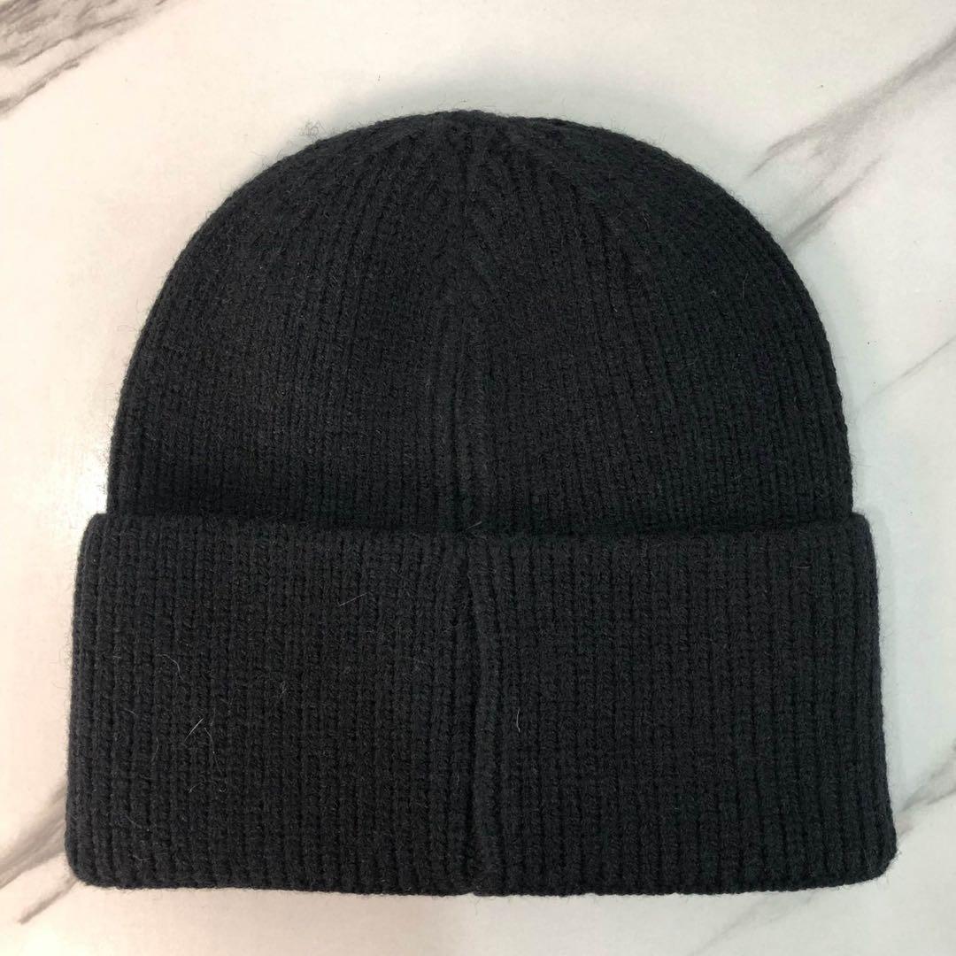 Moncler 黒 ニット帽