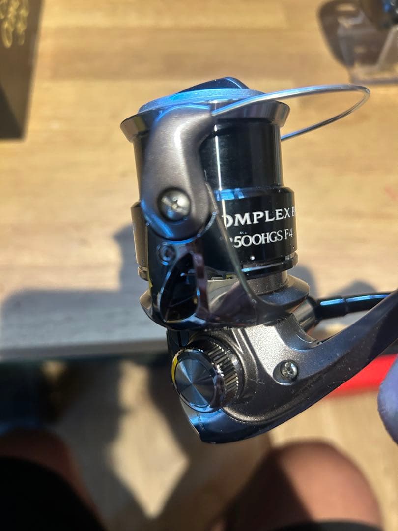 COMPLEX BB 2500HGS F4 スピニングリール