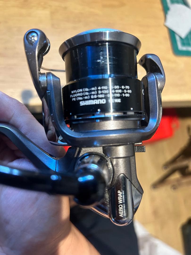 COMPLEX BB 2500HGS F4 スピニングリール