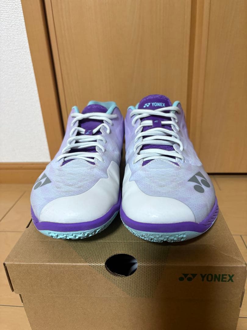 YONEX AERUS バドミントンシューズ パープル/ホワイト　27cm