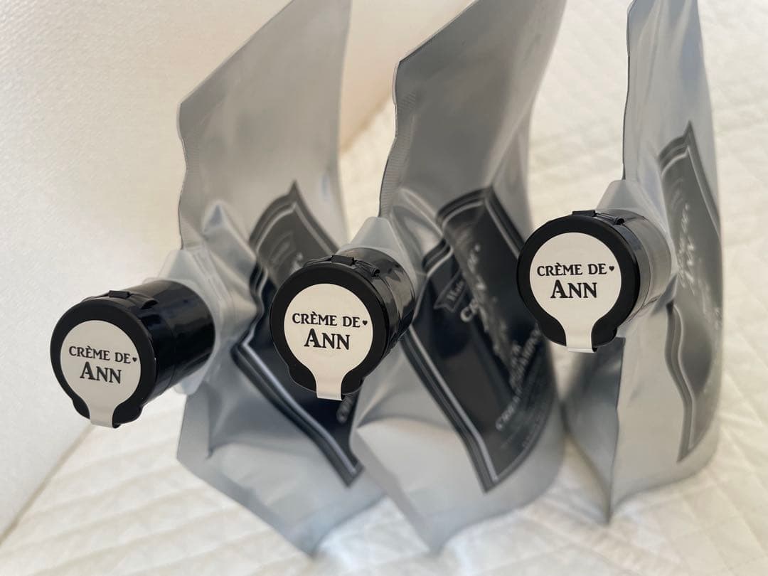 CRÈME DE ANN クレムドアン　ブラック　クリーム　シャンプー　400g