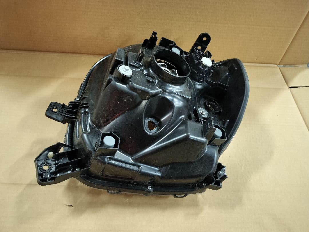 スペーシア MK53S 右ヘッドライト ハロゲン ヘッドランプ