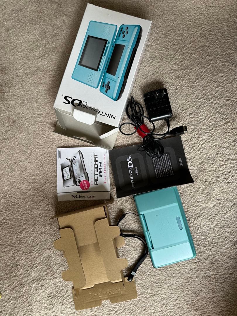 Nintendo Switch Nintendo NINTENDO DS NTR-S-TBKA