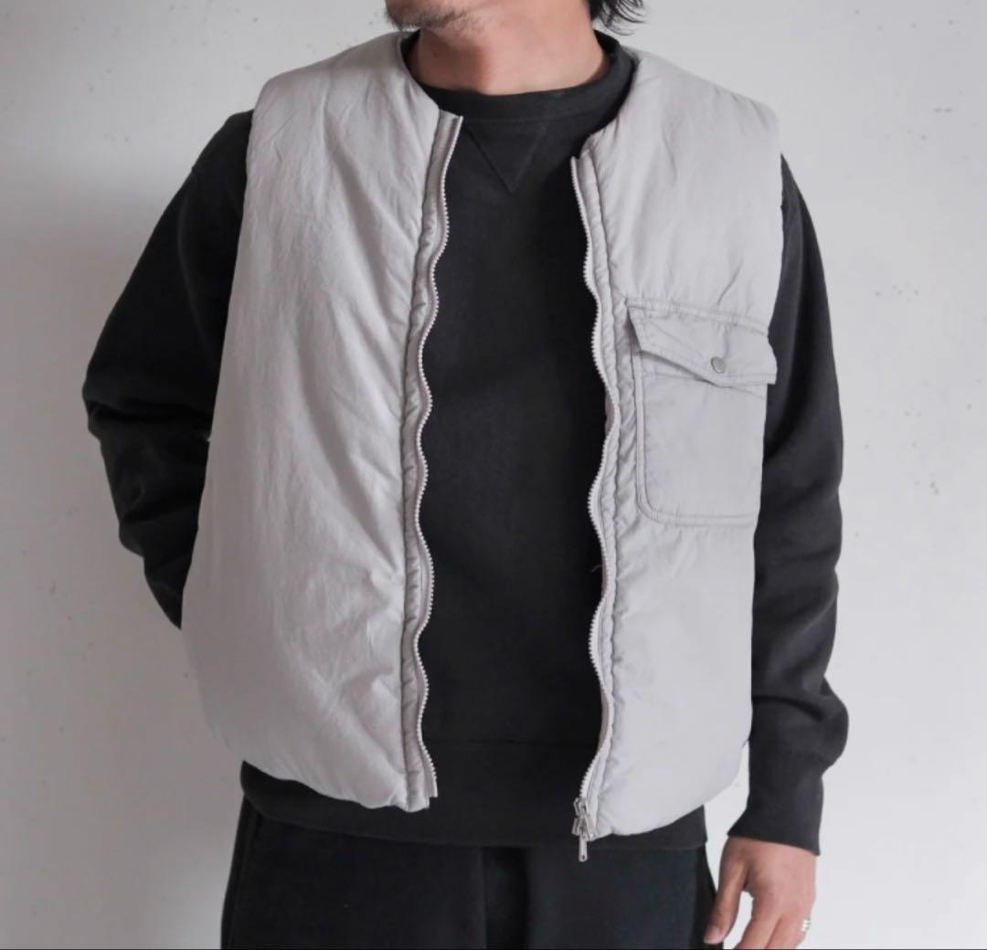 HIKER PUFF VEST TYPEWRITER V4601 灰白