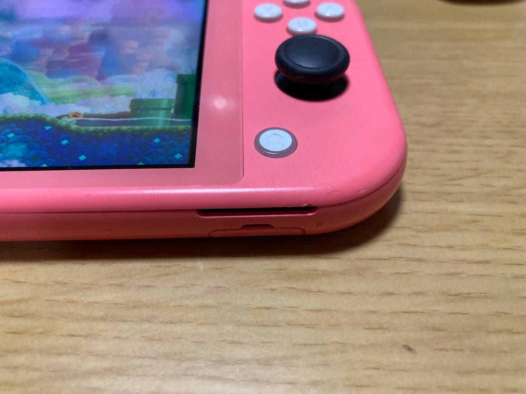 Nintendo Switch Liteコーラル　ピンク