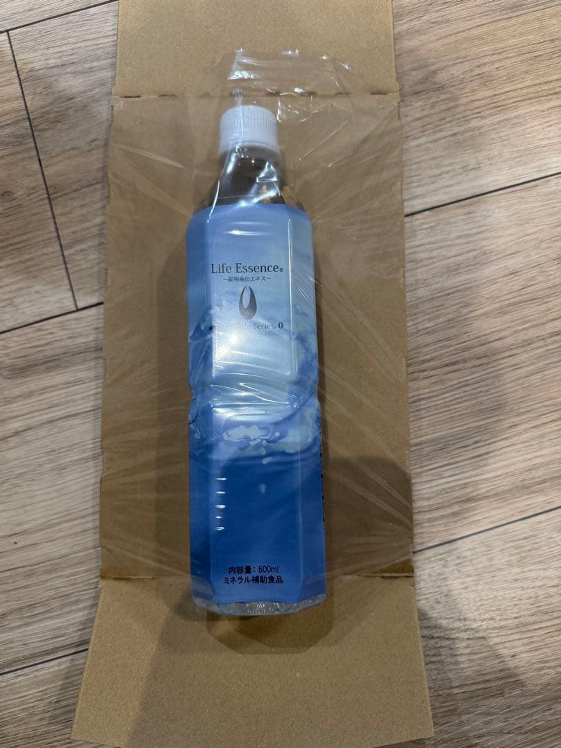 Life Essence ミネラルウォーター　600ml