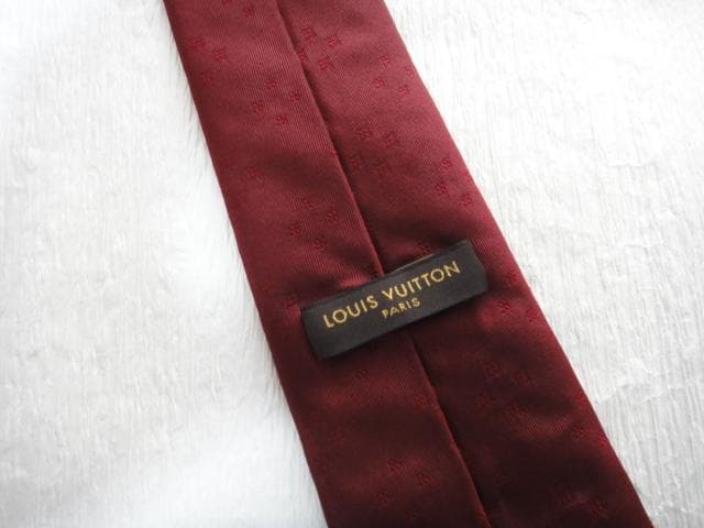 Louis Vuitton ルイヴィトン ネクタイ シルク100％ エンジ