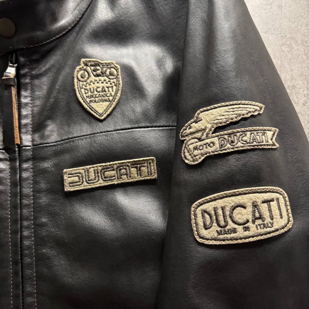 【絶品】Ducati ドゥカティ　L ライダースジャケット　ワッペン　短丈　黒