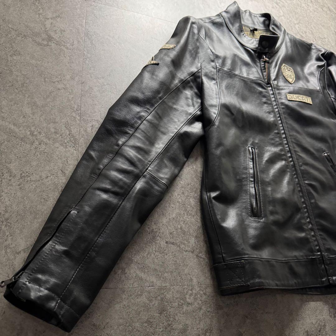 【絶品】Ducati ドゥカティ　L ライダースジャケット　ワッペン　短丈　黒