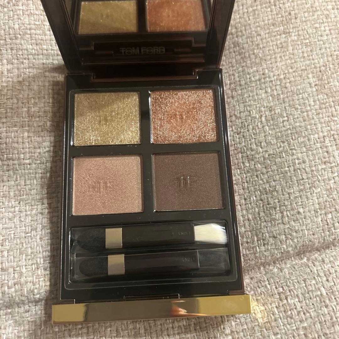 TOM FORD アイシャドウパレット