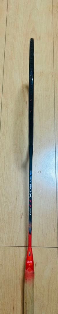 【ジャンク品】アストロクス 77プロ　バドミントンラケット