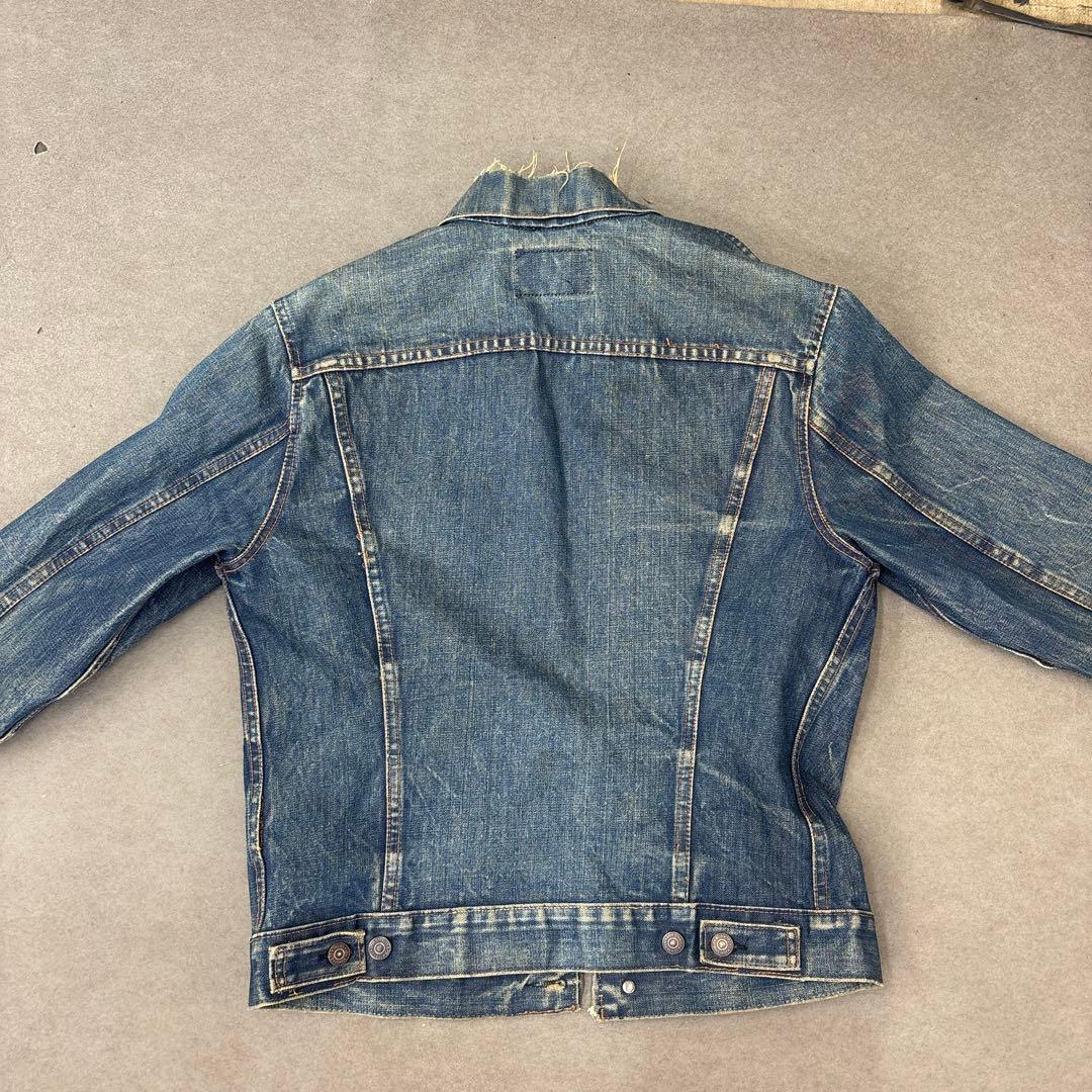 Levi's ダメージ注意！　70505