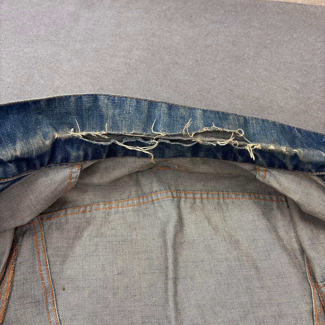 Levi's ダメージ注意！　70505