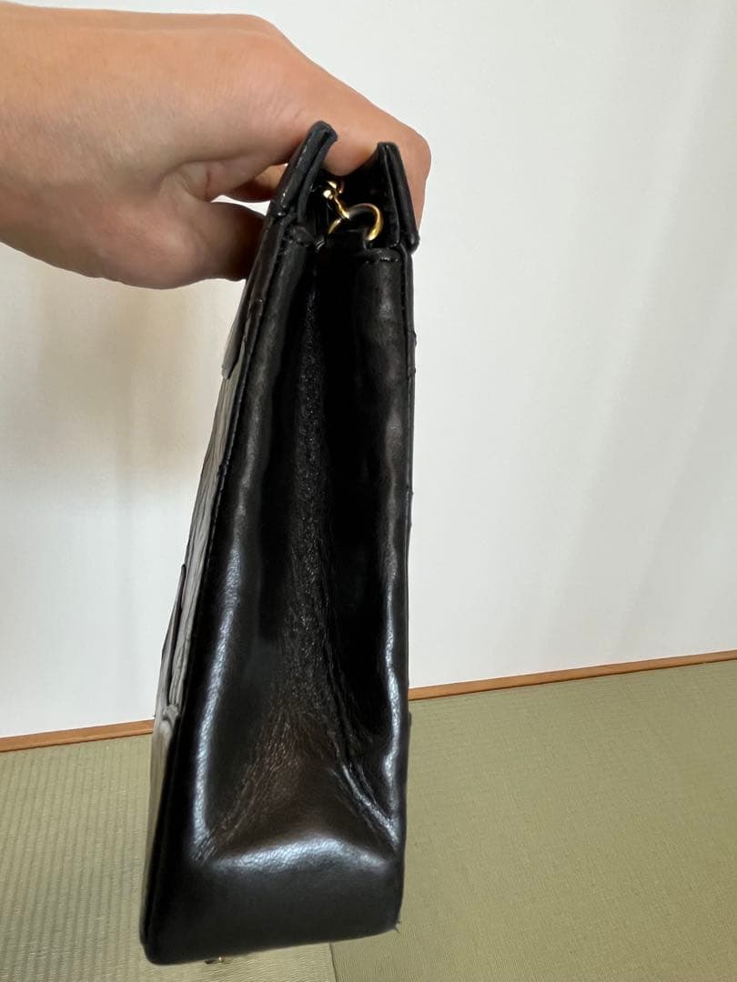 CHANEL シャネル ヴィンテージ マトラッセ　ミニショルダー黒 レザー