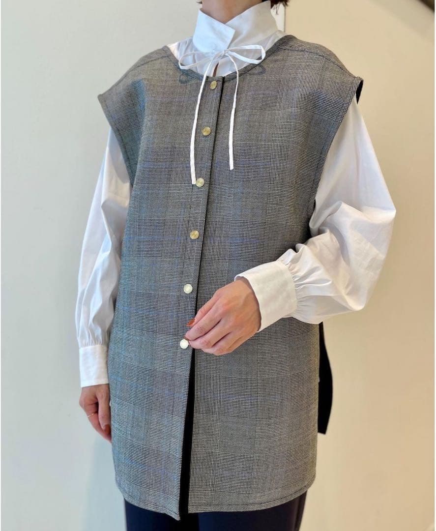 新品 チェック リバーシブルジレ