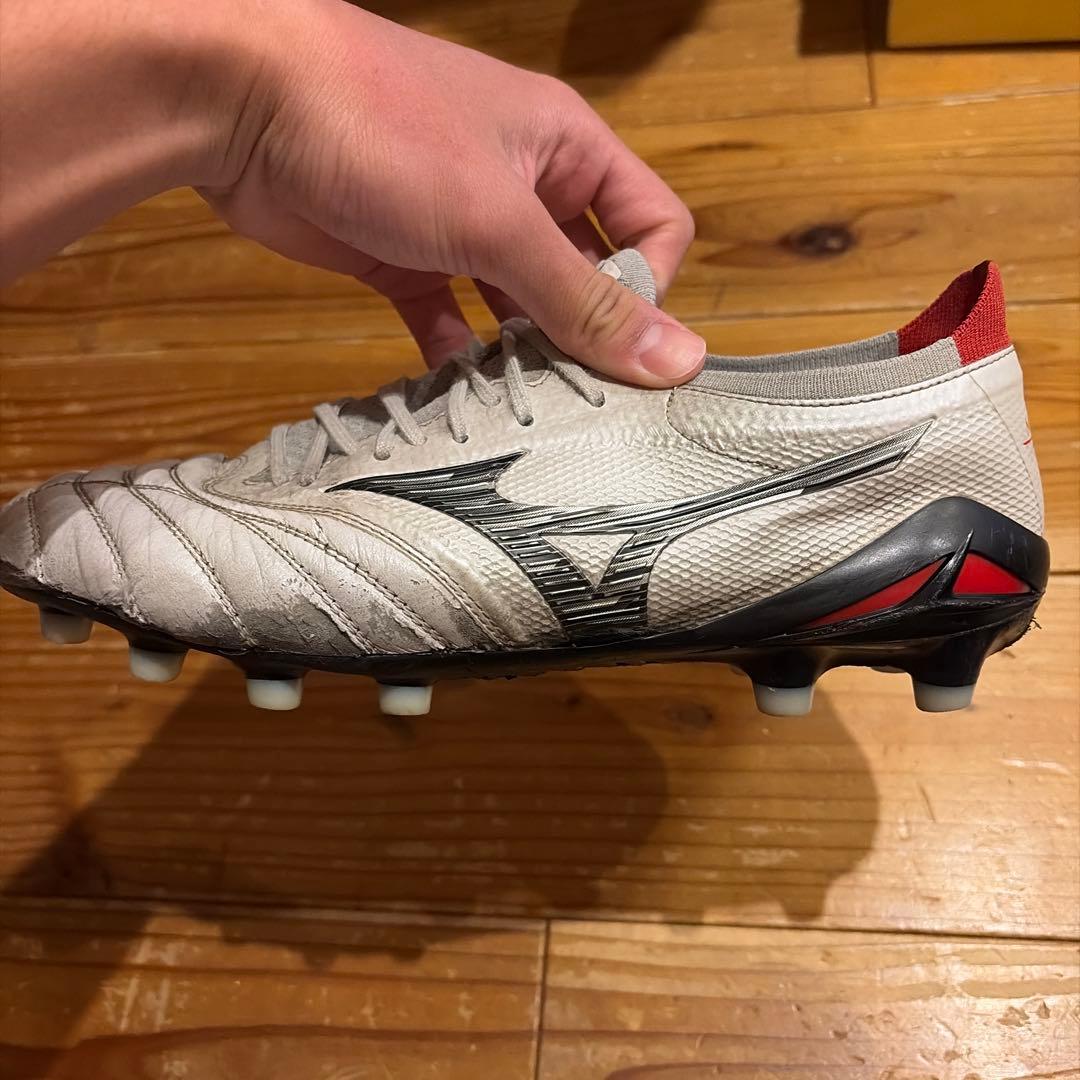 Mizuno モレリアネオ4ベータ 25.5cm