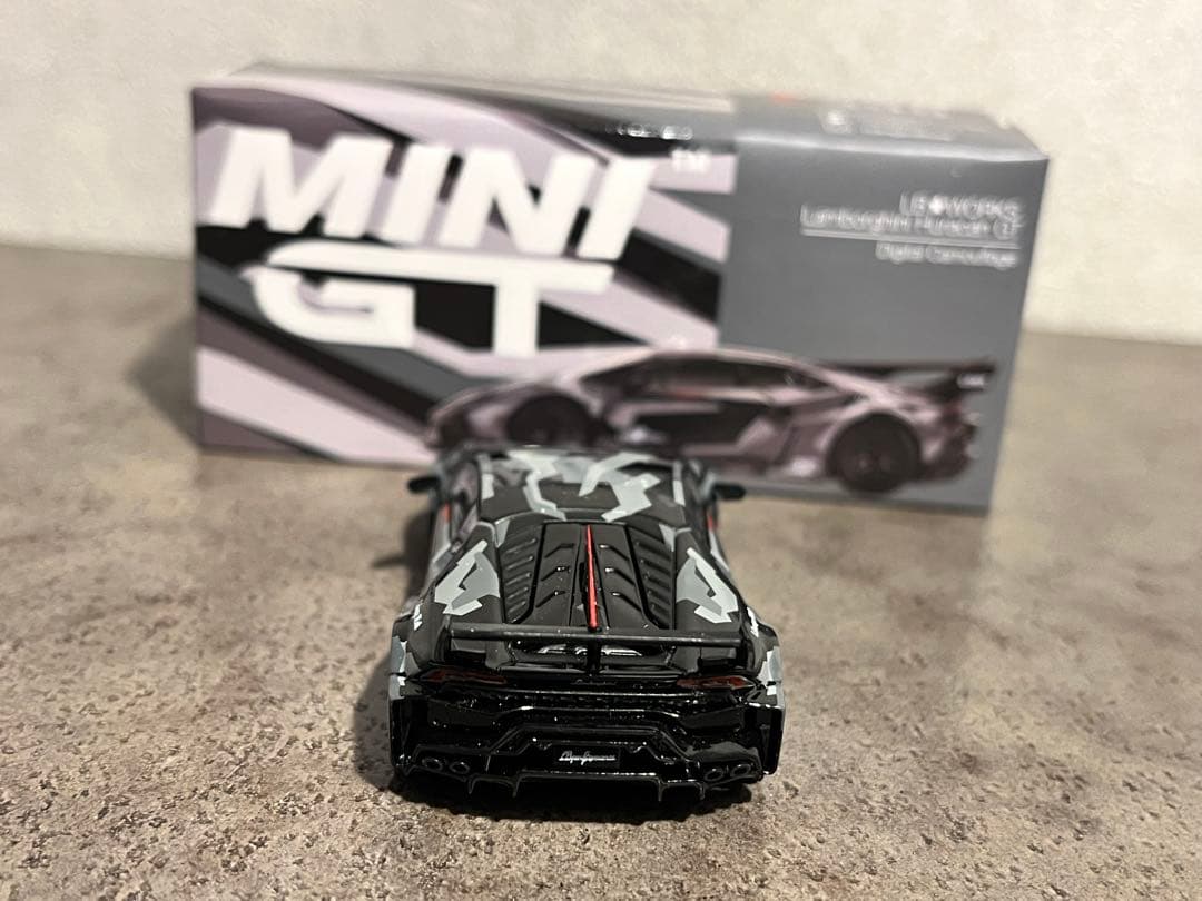 MINI GT LB★WORKS ランボルギーニウラカン GT デジタルカモ