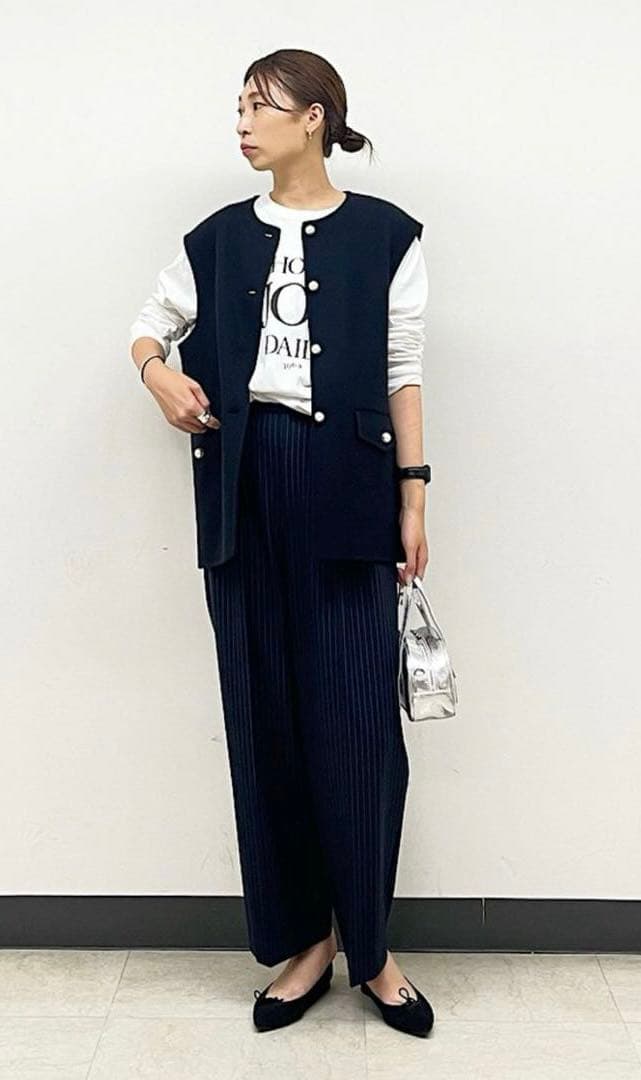SHIPS WOMEN パール モチーフ ボタン ジレ　シップス