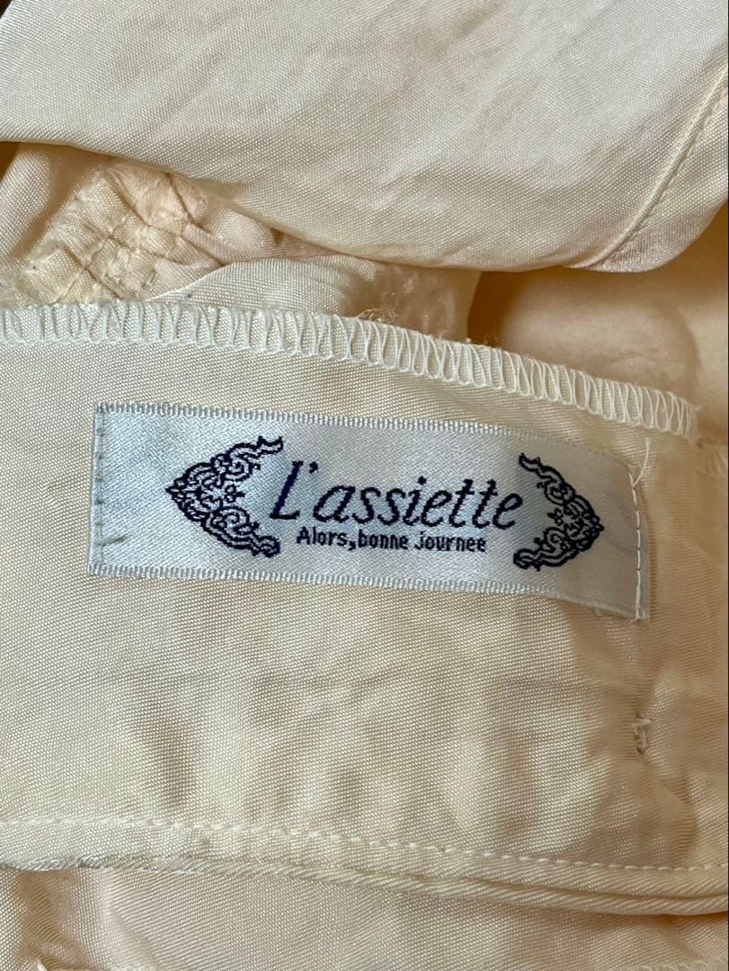 エプロン　さえら　L'assiette