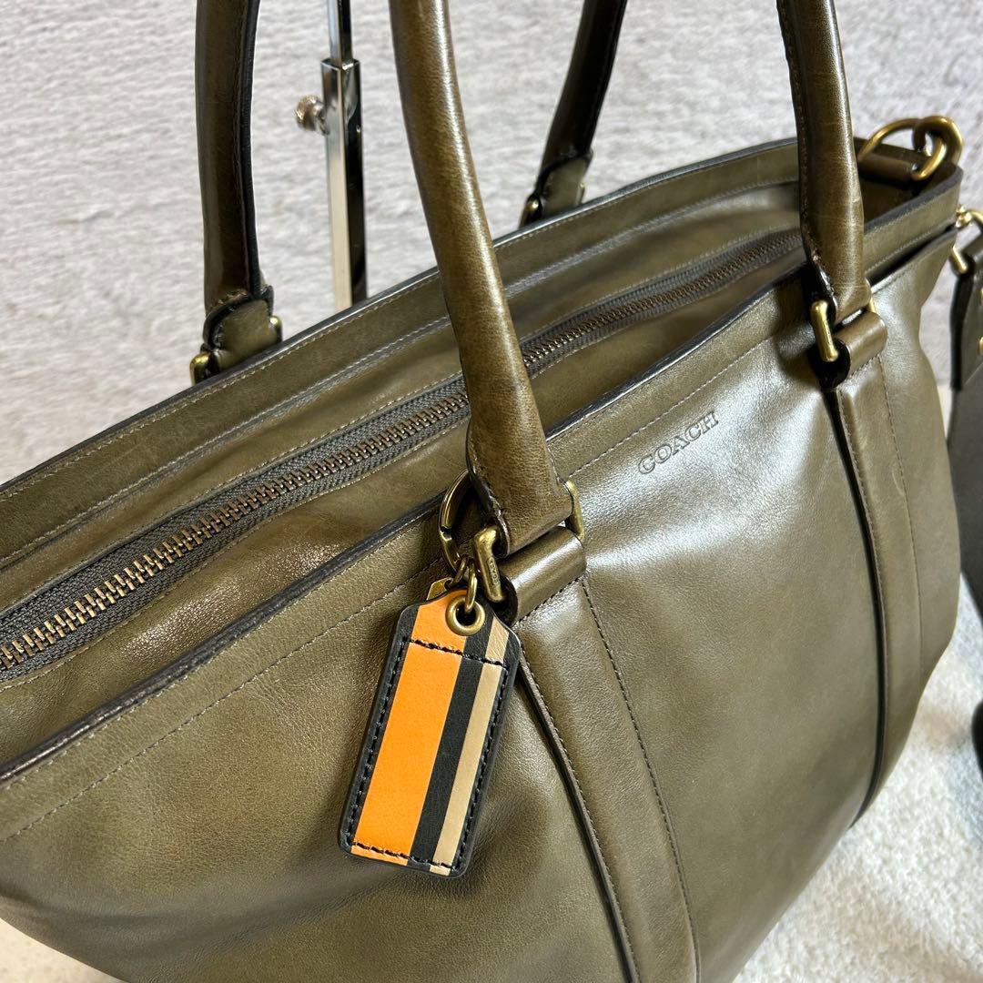 COACH コーチ トートバッグ 70600 レザートートバッグ　チャーム付き