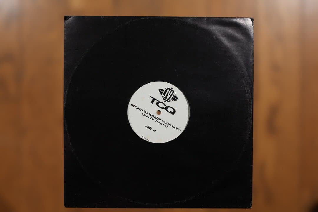 洋楽 A TRIBE CALLEDQ BOUND TO WRECK YOUR BODY
