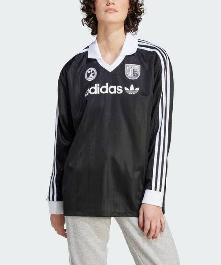 adidas フットボール長袖Tシャツ