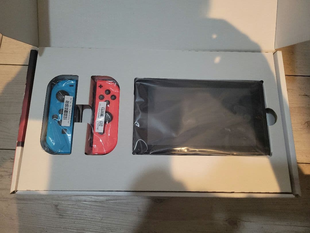 Nintendo Switch 本体 青/赤　美品