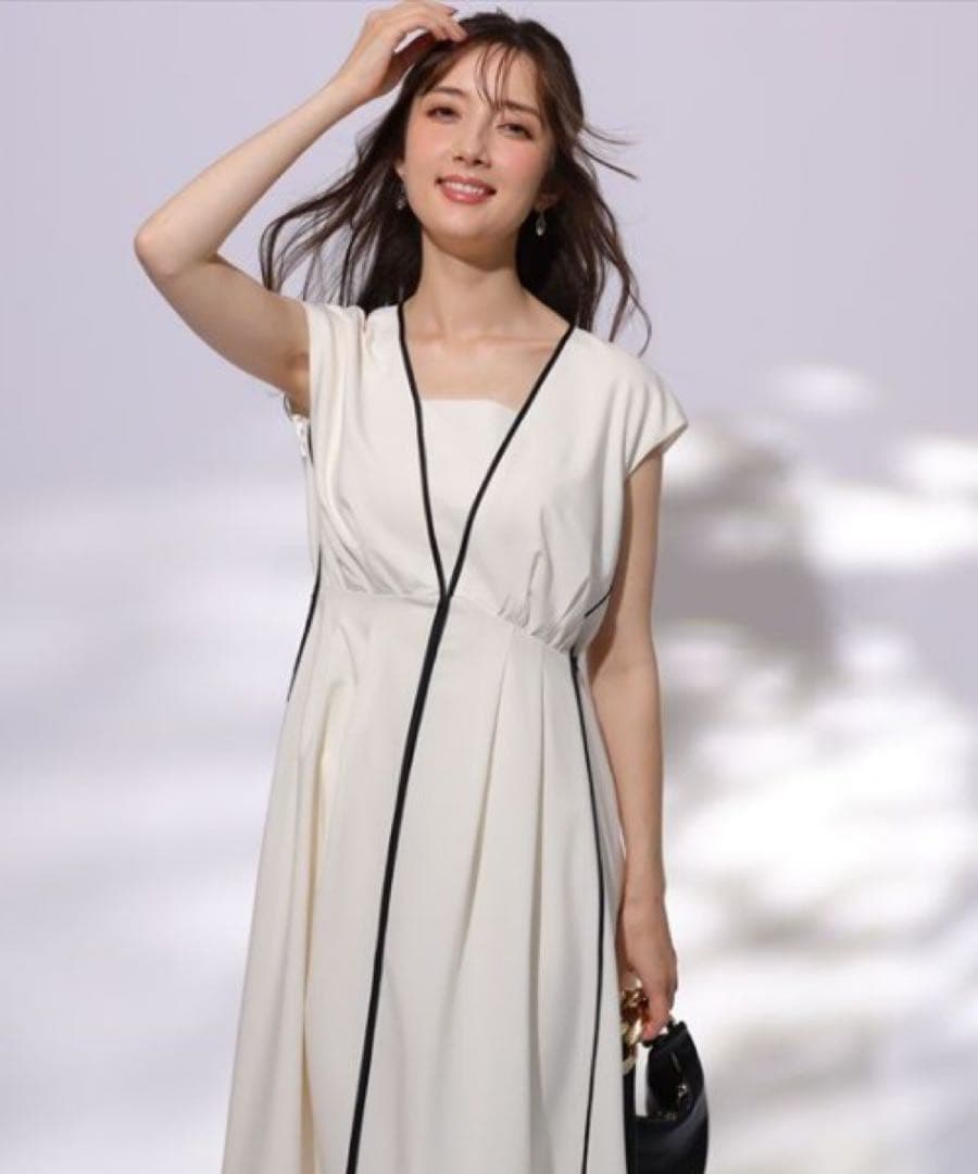 週末値下 美品 アプワイザーリッシェ ダブルタックフレアーワンピース XS