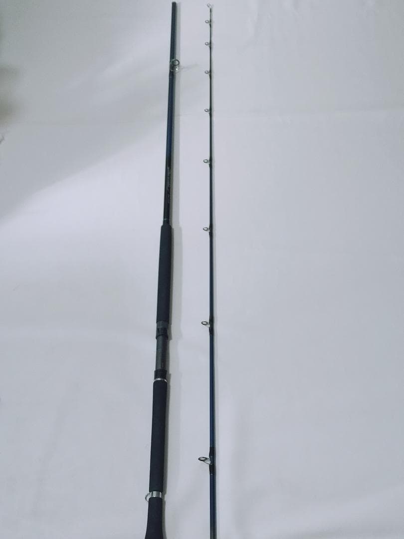 美品 DAIWA シーパワーV 80-270 釣り竿　船竿