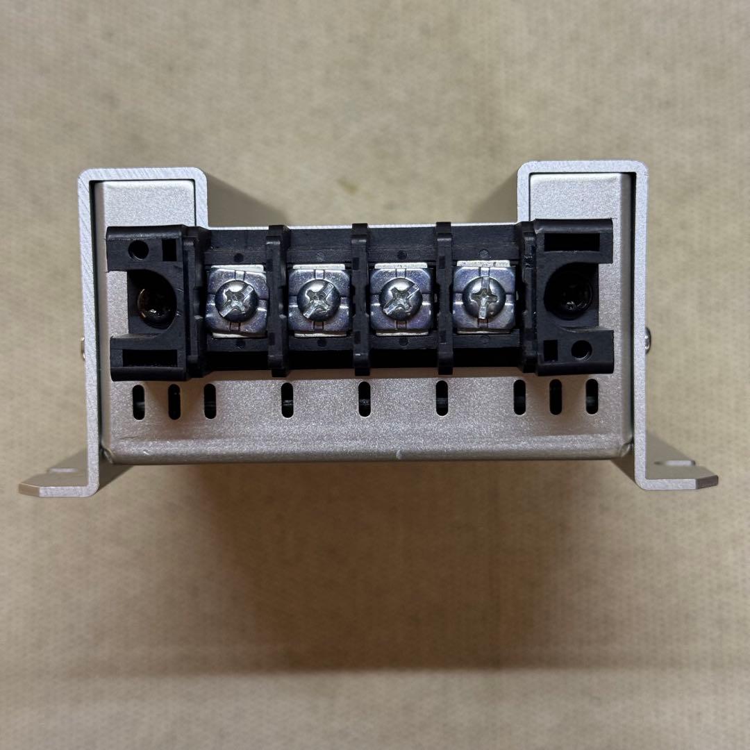 New Era SBC-004 バッテリーチャージャー