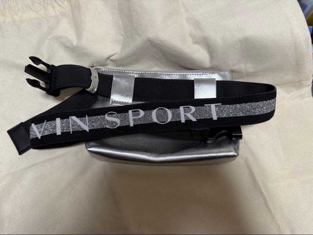 LANVIN SPORT ボディバッグ 黒と銀