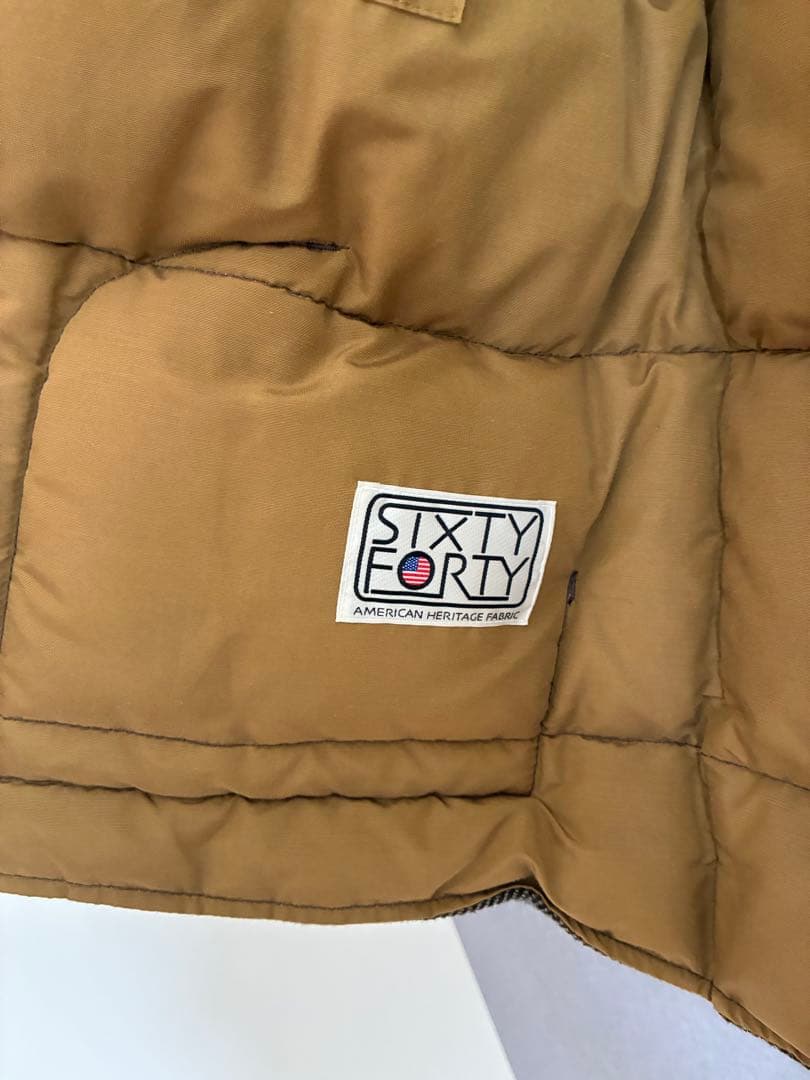 美品‼️希少サイズＬ‼️マウントレイニアデザイン‼️ダウンベスト　ツイード