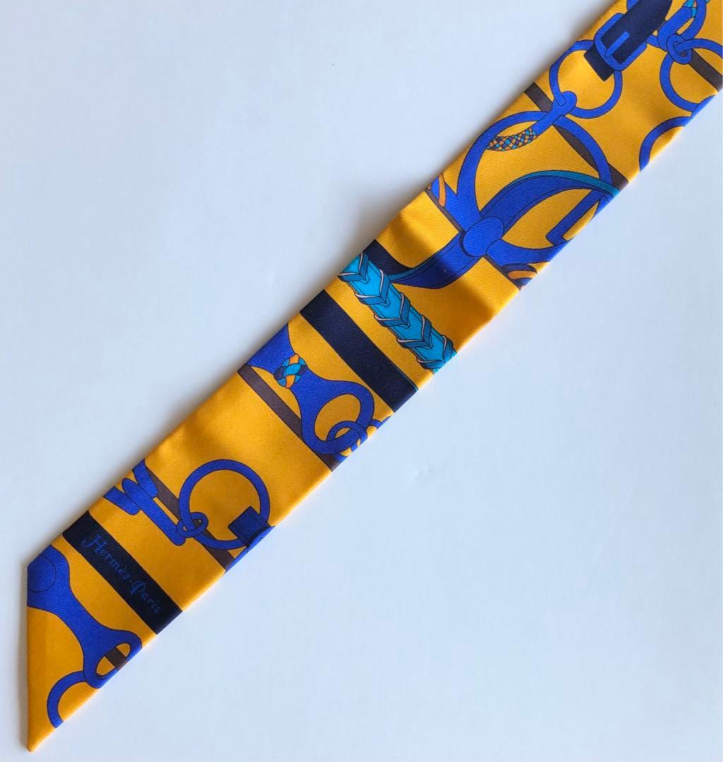 美品・エルメス ツイリーPanoplie equestre乗馬の装具一式スカーフ