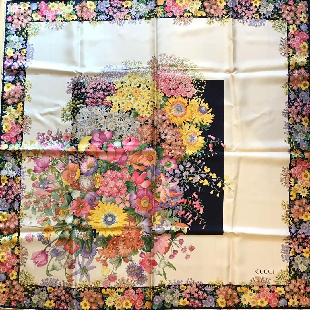 グッチ　GUCCI フローラ　シルクスカーフ オールドグッチ　ビンテージ　花柄
