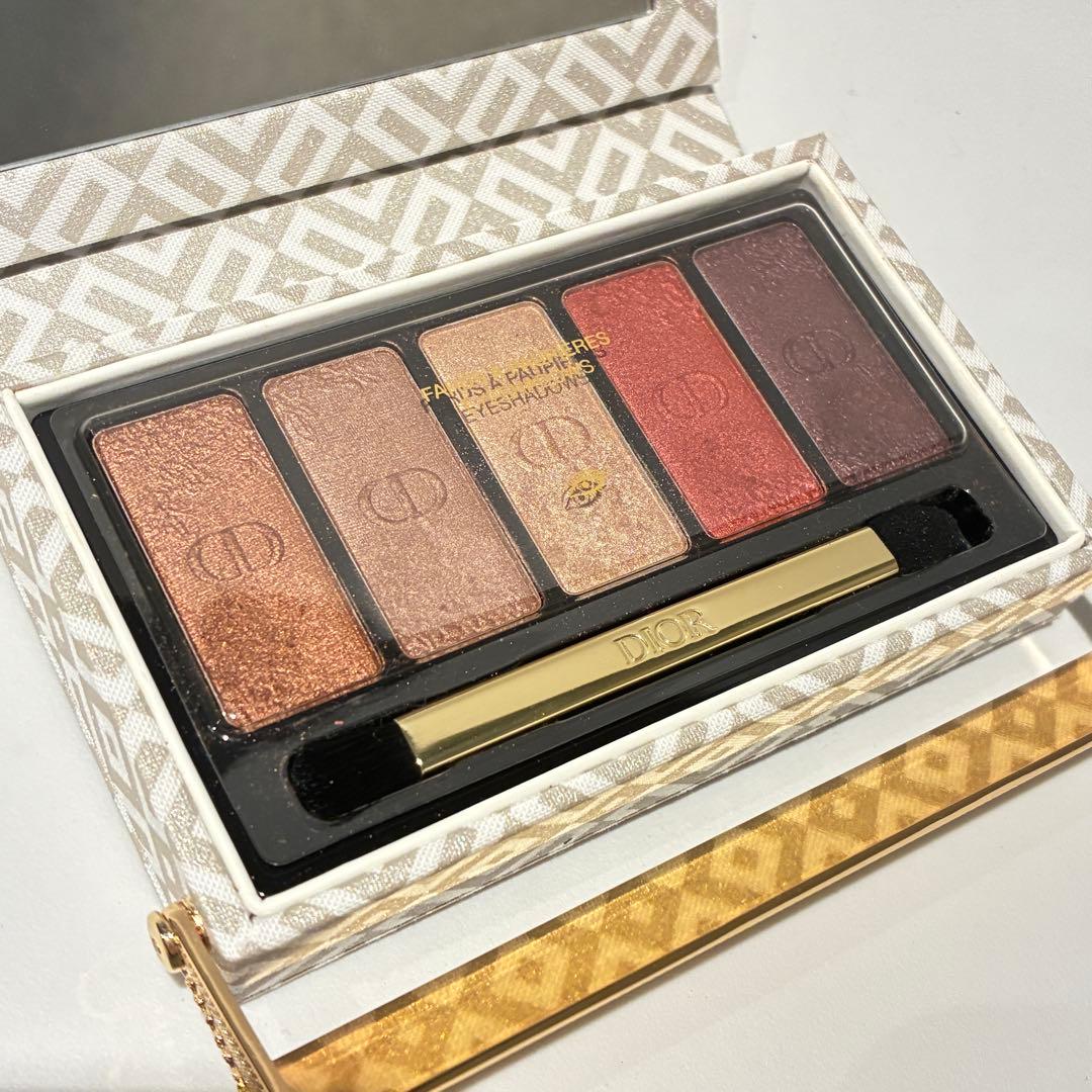 クリスマスコフレ 2024ホリデー Dior エクラン クチュール アイパレット