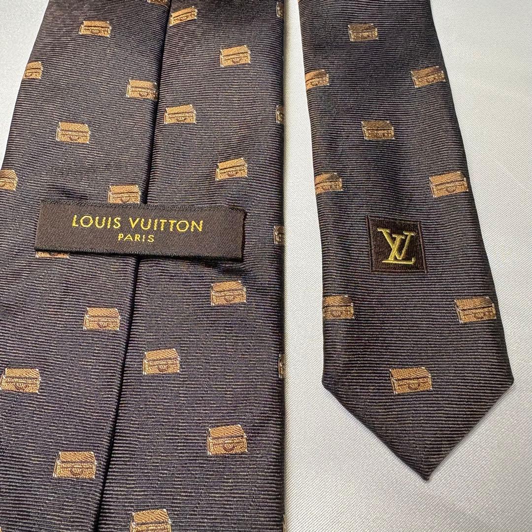 【LOUIS VUITTON】ネクタイ トランク シルク100 総柄 LV