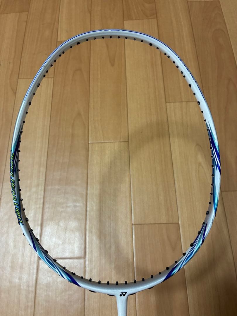 ヨネックスバドミントンラケット　NANORAY 450 LIGHT 4U6