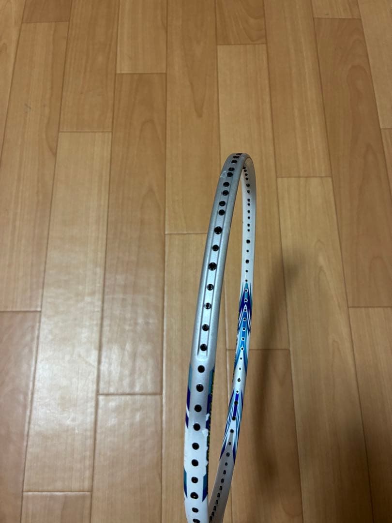 ヨネックスバドミントンラケット　NANORAY 450 LIGHT 4U6