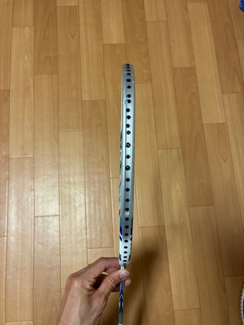 ヨネックスバドミントンラケット　NANORAY 450 LIGHT 4U6