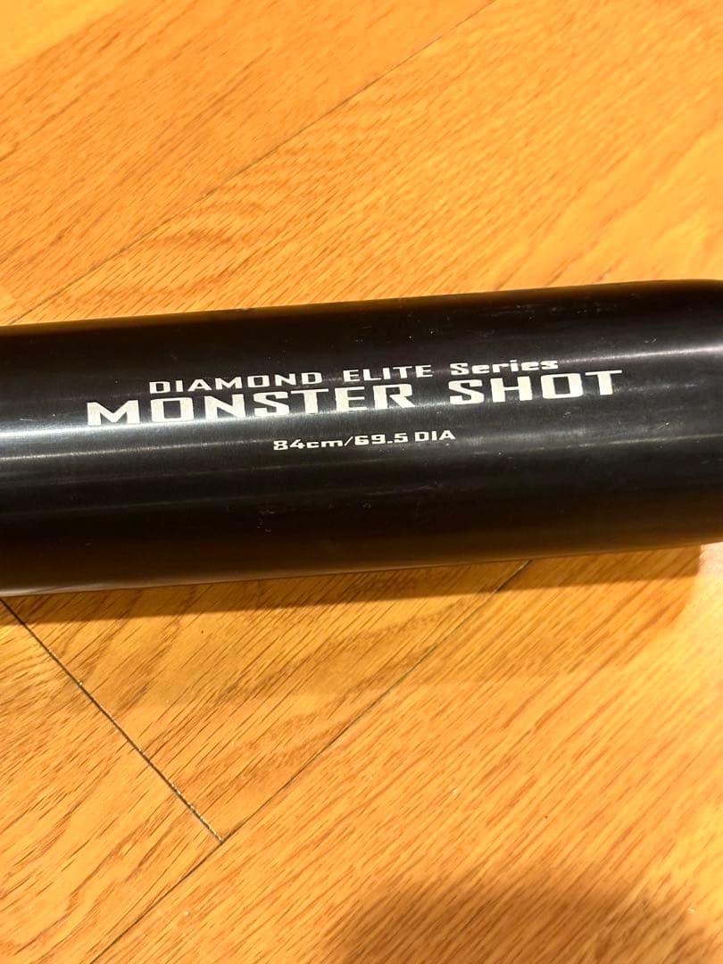 ナイキNIKEダイヤモンドエリート軟式用金属バット84cm6.95DIA720g
