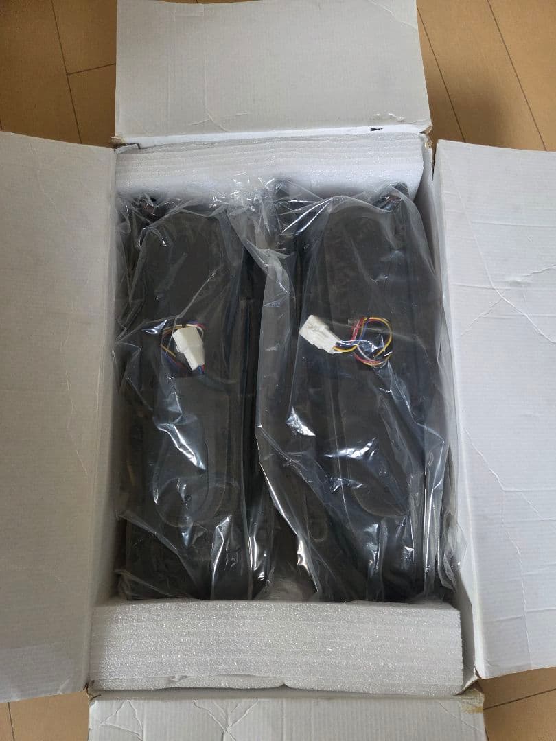 期間限定☆ハイエース専用テールランプ 　レッド/クリア