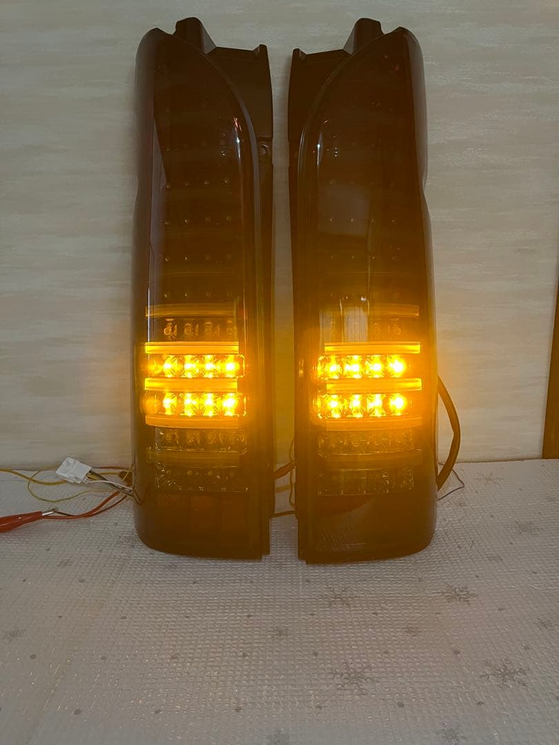 球切れ無し 200系 ハイエース LEDテール