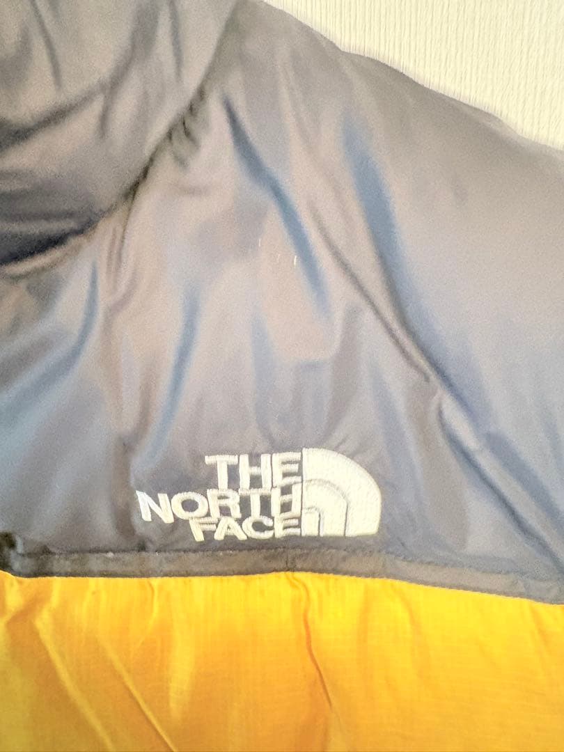 ヴィンテージ　THE NORTH FACE ヌプシ　ダウンベスト 黒/黄色