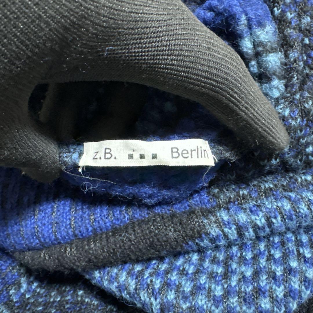 歳末特価⭐︎激レア美品⭐︎z.B. …Berlin ボリュームネックウールパーカー