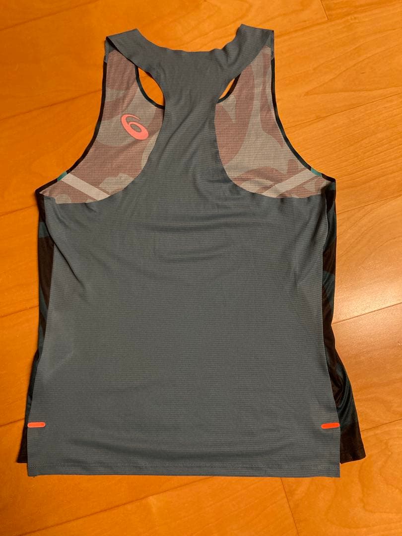 アシックス　シングレット　 2091A739 412 メンズ　Ｌサイズ　美品