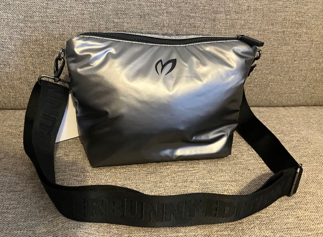 新品　マスターバニーエディション ショルダーバッグ　カートバッグ