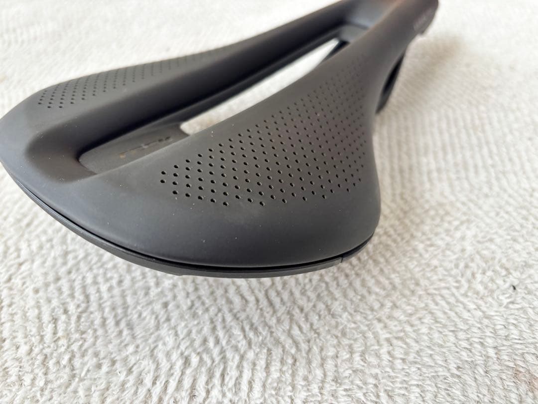 【未使用】Bontrager Verse Pro 145mm カーボンレール