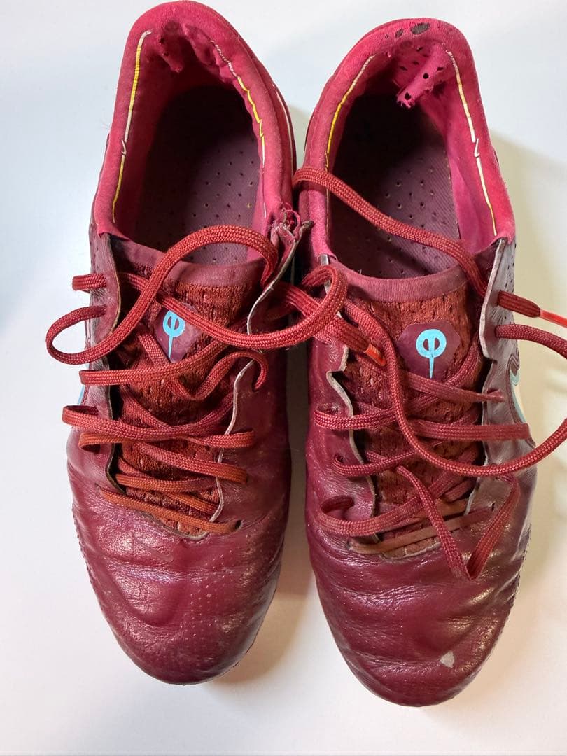 Nike サッカーシューズ ティエンポ