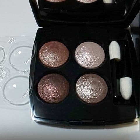 CHANEL シャネル レ キャトル オンブル 286 シティ ライツ