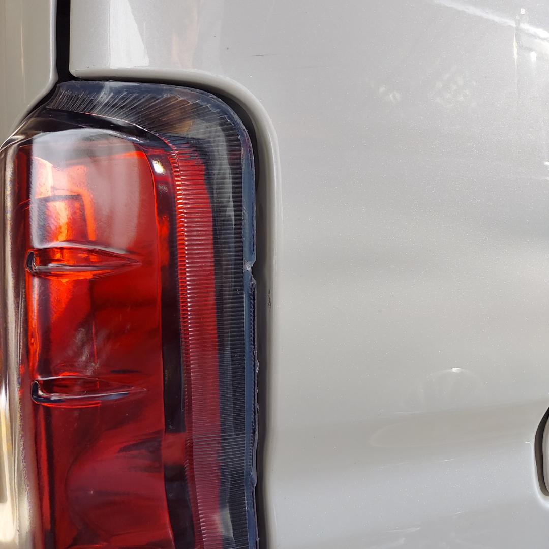 z*r様 200系ハイエース　LED テールランプ 左右セット